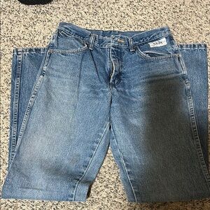 Relaxed Blue Jeans with Zipper Fly and Contrasting Stitching